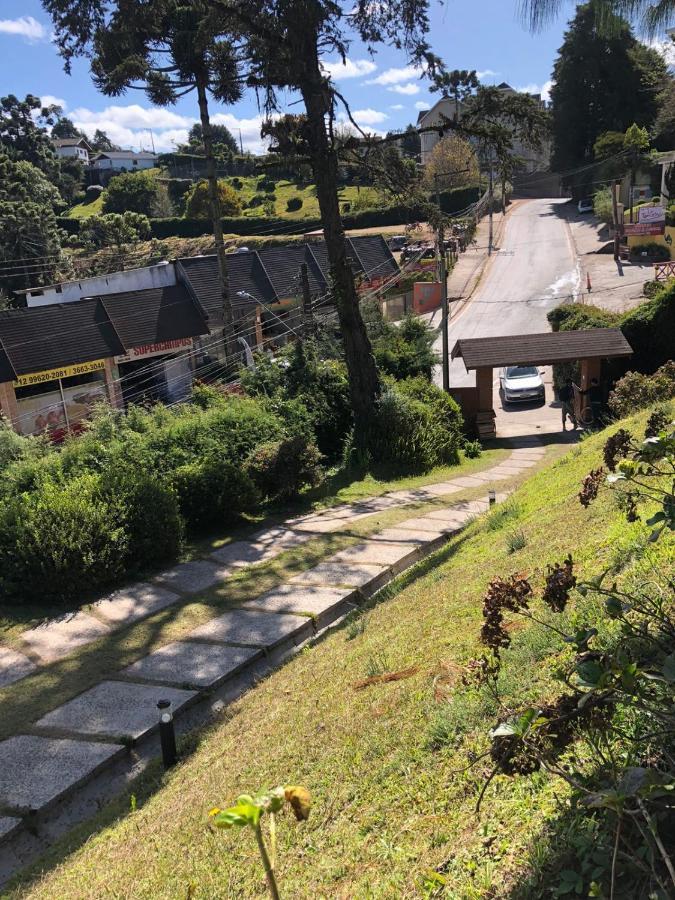 Chalé Sonho da Vovó a 5 minutinhos do Centrinho de Capivari Campos do Jordão Esterno foto